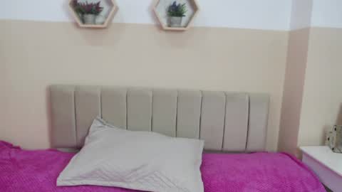 charlothe_dumont online show from 05-21-26, 01:40