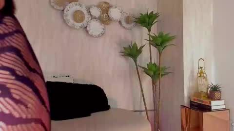   Charlotte  online show from 02-11-26, 03:33