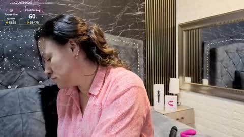 charlotte online show from 11-29-25, 09:23