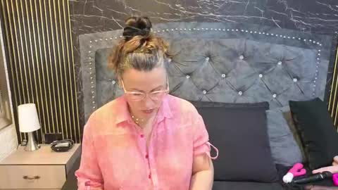 charlotte online show from 05-11-26, 03:07