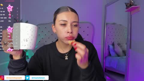 Snapshot of charlotte__grey chatting on 12-31-24, 11:53 charlotte grey online show from 12-31-24, 11:53