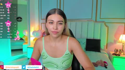 Snapshot of charlotte__grey chatting on 01-19-25, 12:06 charlotte grey online show from 01-19-25, 12:06
