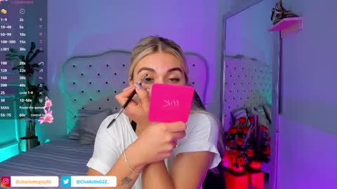 Snapshot of charlotte__grey chatting on 02-18-25, 08:03 charlotte grey online show from 02-18-25, 08:03
