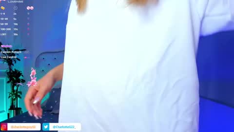 Snapshot of charlotte__grey chatting on 02-28-25, 11:56 charlotte grey online show from 02-28-25, 11:56