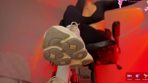 Snapshot of charlotte__grey chatting on 03-27-26, 08:19 charlotte grey online show from 03-27-26, 08:19