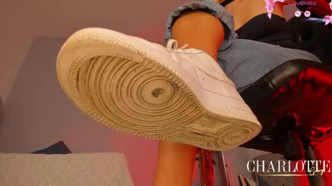 charlotte  grey online show from 05-08-26, 07:30