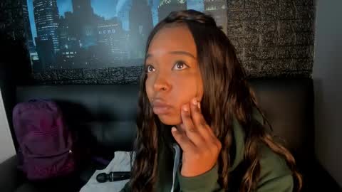 Snapshot of charlotte_brown_1 chatting on 10-14-25, 01:56 CHARLOTTE BROWN online show from 10-14-25, 01:56