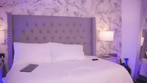 Charlotte online show from 02-07-26, 01:09