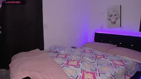 charlotte_hot47 online show from 01-10-25, 09:31