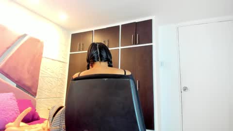 Charlotte Icee online show from 02-06-25, 03:41