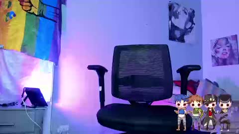 Charlie  online show from 09-23-25, 04:15