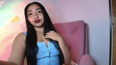 Snapshot of charlotte_princess_1 chatting on 12-15-24, 05:23 charlotte_princess_1 online show from 12-15-24, 05:23