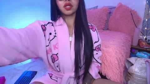 charlotte_princess_1 online show from 05-22-26, 05:47