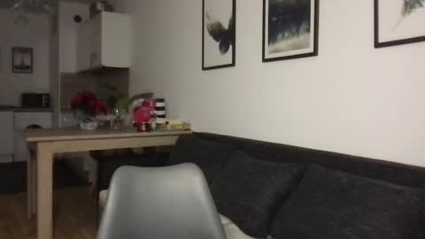Snapshot of charlotte_roche chatting on 12-10-24, 01:55 Charlotte Roche online show from 12-10-24, 01:55