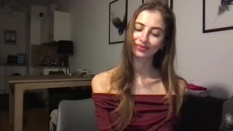 Snapshot of charlotte_roche chatting on 02-24-25, 06:26 Charlotte Roche online show from 02-24-25, 06:26