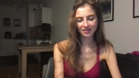 Snapshot of charlotte_roche chatting on 02-27-25, 04:21 Charlotte Roche online show from 02-27-25, 04:21