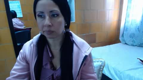 Charlotte online show from 01-18-26, 01:59