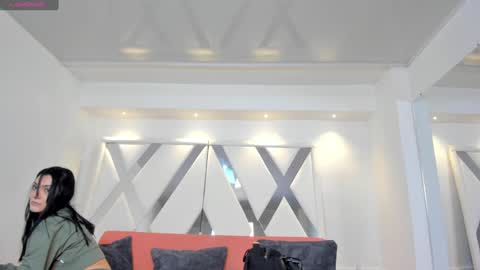 Snapshot of charlotte_whitee1 chatting on 12-10-24, 11:43 Charlotte Everyday From 0700 to 1300 Col Time online show from 12-10-24, 11:43
