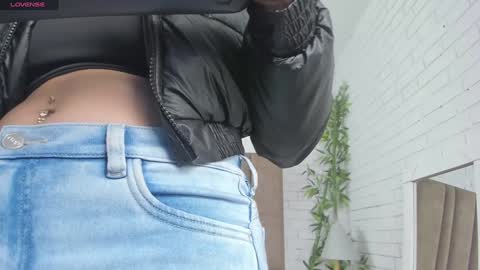 Snapshot of charlotte_whitee1 chatting on 01-10-25, 11:33 Charlotte Everyday From 0700 to 1300 Col Time online show from 01-10-25, 11:33