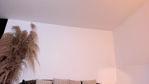 Snapshot of charlotte_whitee1 chatting on 03-08-25, 11:16 Charlotte Everyday From 0700 to 1300 Col Time online show from 03-08-25, 11:16