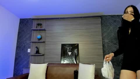 Charlotte  Everyday From 0700 to 1300 Col Time online show from 12-20-25, 03:41