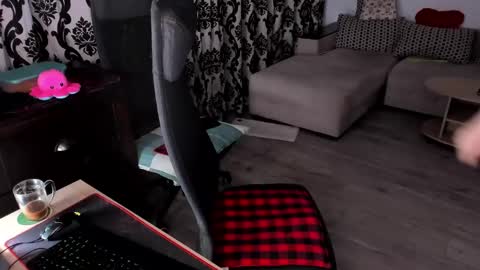 Charlotte Diamonds online show from 01-15-25, 06:12