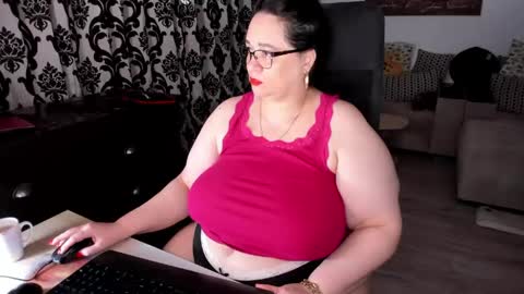 Snapshot of charlottediamonds chatting on 05-07-26, 04:34 Charlotte Diamonds online show from 05-07-26, 04:34