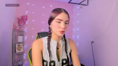 charlotteee online show from 10-01-25, 03:56