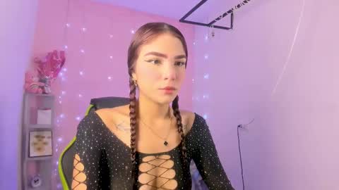 charlotteee online show from 10-06-25, 03:59