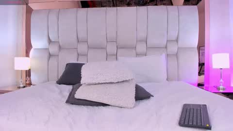 Charlotte online show from 01-10-26, 04:03