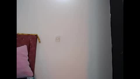 Snapshot of charlottekiss99 chatting on 03-07-26, 02:25 charlottekiss99 online show from 03-07-26, 02:25