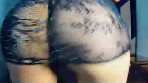 charlottesexrs online show from 06-19-26, 12:04