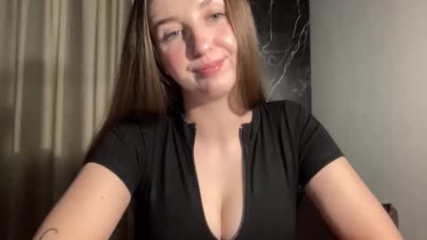 CharlotteXGold online show from 03-12-26, 04:46