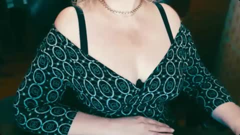 CharlotteXTasty online show from 02-20-25, 05:07