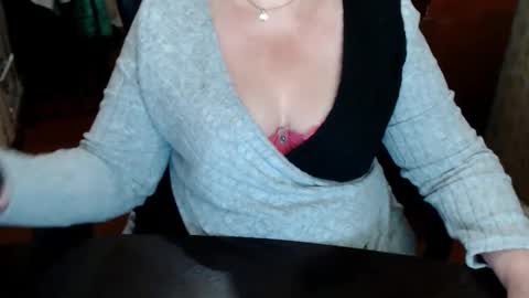 CharlotteXTasty online show from 05-04-26, 10:22