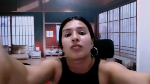 Snapshot of charlyandlaura chatting on 11-06-25, 07:15 charlyandlaura online show from 11-06-25, 07:15