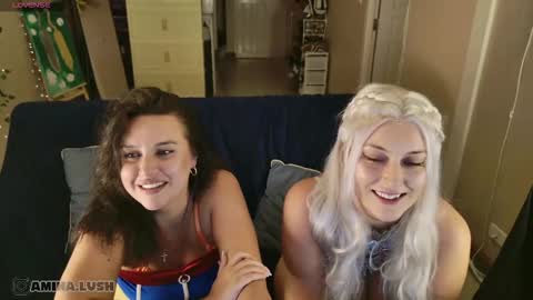 Snapshot of charming_sexuality chatting on 11-11-25, 01:00 insta online show from 11-11-25, 01:00