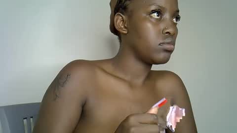 Snapshot of charmingdime chatting on 02-21-26, 11:11 charmingdime online show from 02-21-26, 11:11