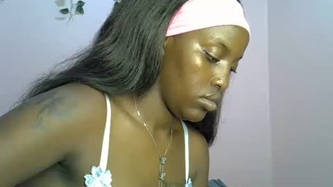 Snapshot of charmingdime chatting on 03-10-26, 03:11 charmingdime online show from 03-10-26, 03:11