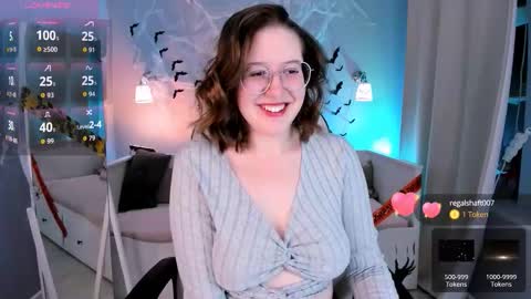 Snapshot of charmygrace chatting on 11-02-25, 11:12 Grace online show from 11-02-25, 11:12