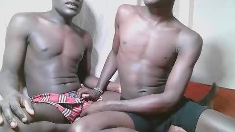 Snapshot of charmzboy chatting on 11-09-25, 01:09 charmzboy online show from 11-09-25, 01:09