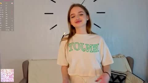 Snapshot of charoletteharles chatting on 03-15-26, 04:07 Lolla online show from 03-15-26, 04:07