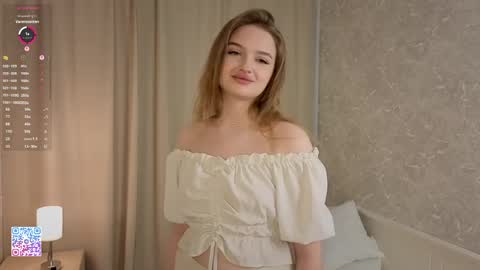 Snapshot of charoletteharles chatting on 03-25-26, 04:29 Lolla online show from 03-25-26, 04:29