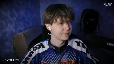 lynxy online show from 09-15-25, 08:42