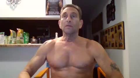 Snapshot of chasebo321 chatting on 11-03-25, 03:24 chasebo321 online show from 11-03-25, 03:24