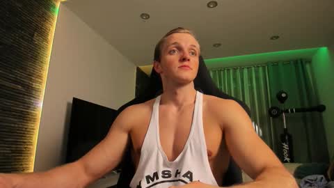 Chase Reed online show from 11-18-25, 06:23