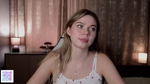 Emilia online show from 06-06-26, 04:28