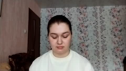 Snapshot of chastityschirmer chatting on 07-19-26, 06:50 Emma online show from 07-19-26, 06:50
