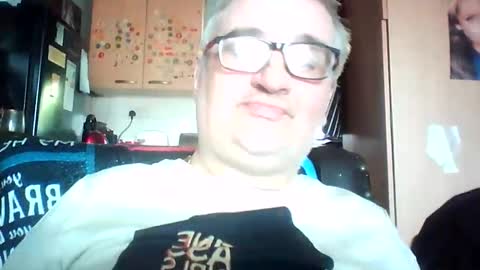 lee online show from 05-21-26, 01:40