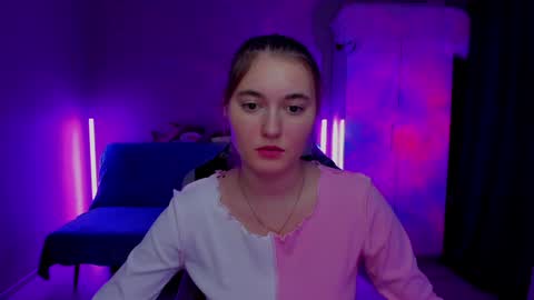Snapshot of chatur_lady_ chatting on 12-11-24, 09:09 Betty online show from 12-11-24, 09:09
